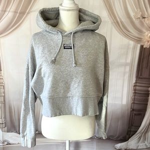 Adidas cropped hoodie, great pre loved condition. Size M.  Offers welcomed.